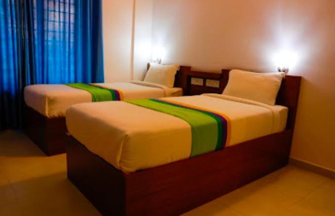 Phoenix Holidays Kochi Екстер'єр фото