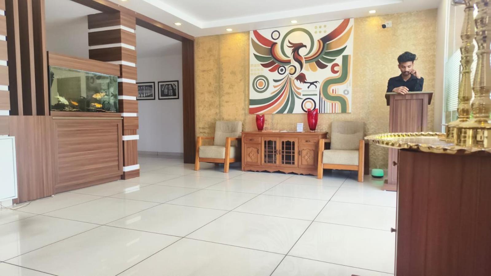 Phoenix Holidays Kochi Екстер'єр фото