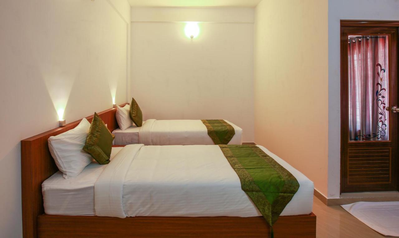 Phoenix Holidays Kochi Екстер'єр фото